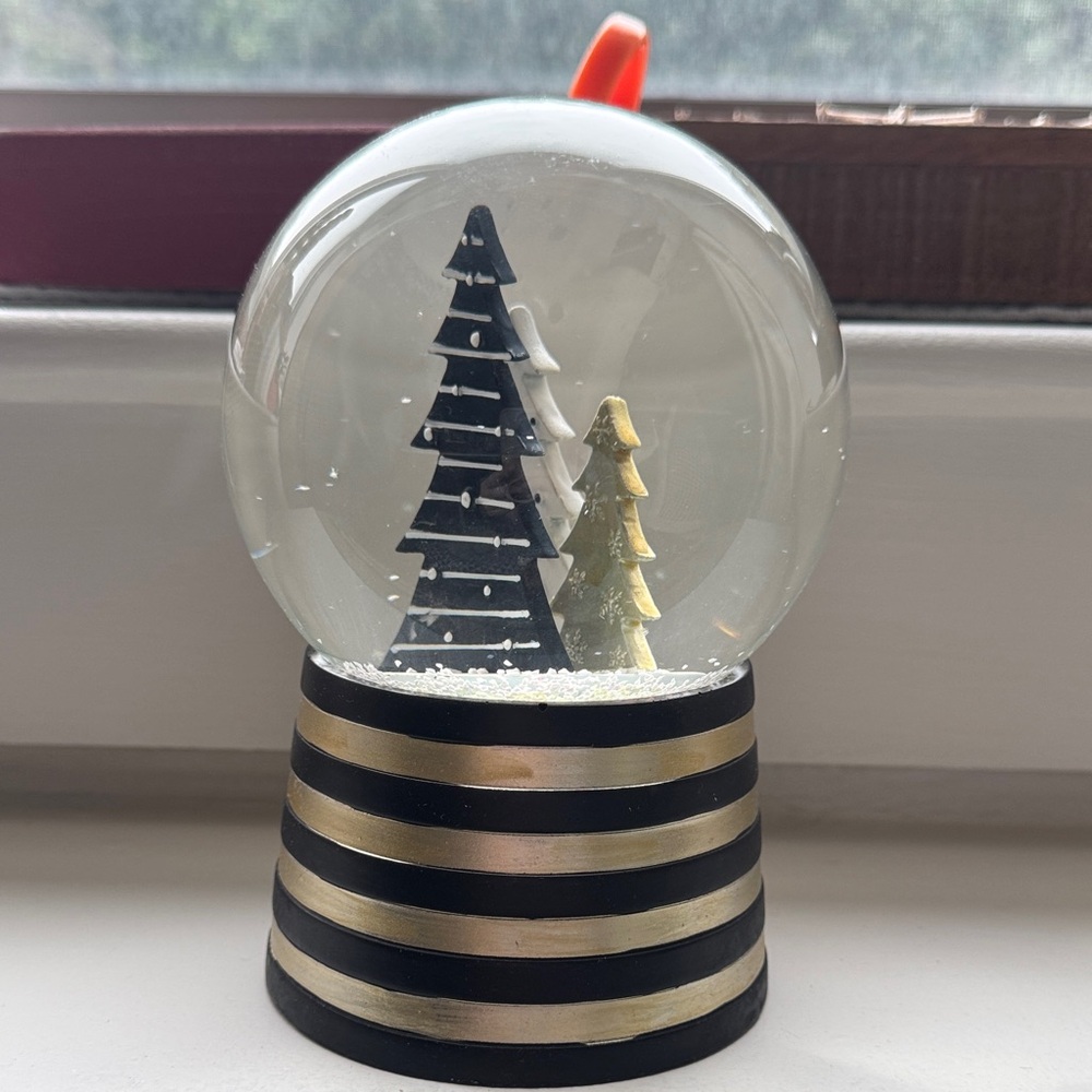 Black & Gold Tree Snow Globe